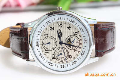 六針大表盤(pán)商務(wù)石英表 經(jīng)典設(shè)計(jì)與實(shí)用價(jià)值的完美結(jié)合